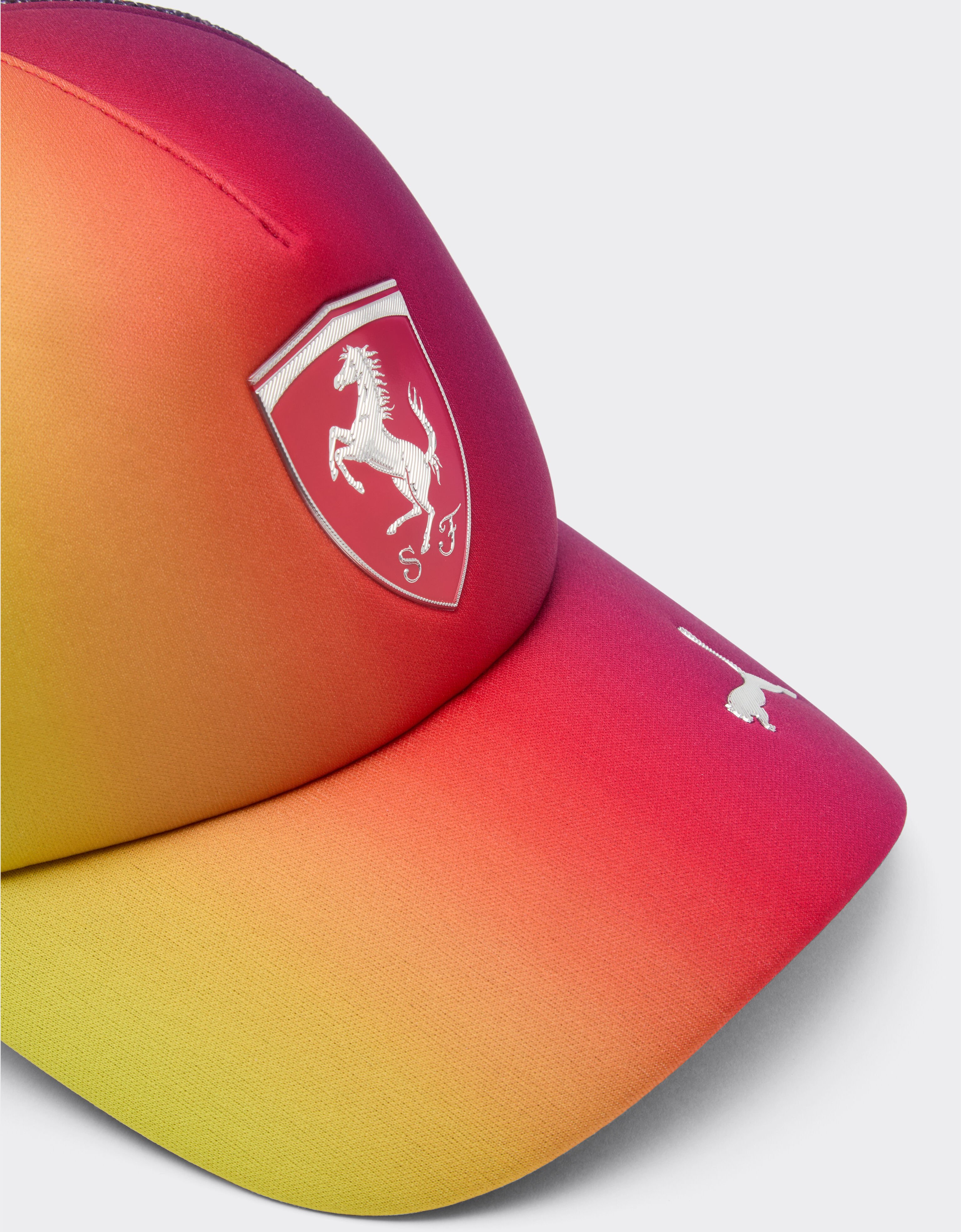 Gorra Hamilton Ferrari - Vista aérea